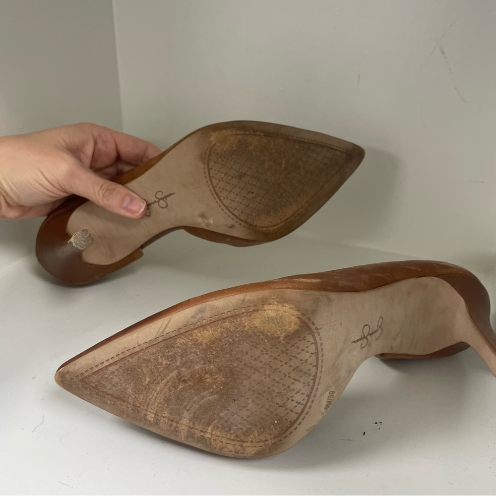 Jessica Simpson Tan Heels - Picture 4 of 6